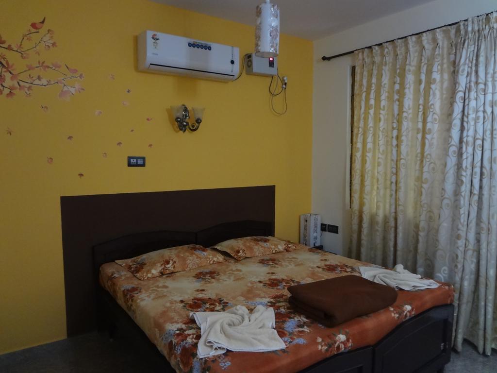 Aurita Holiday Homes Candolim Exterior photo